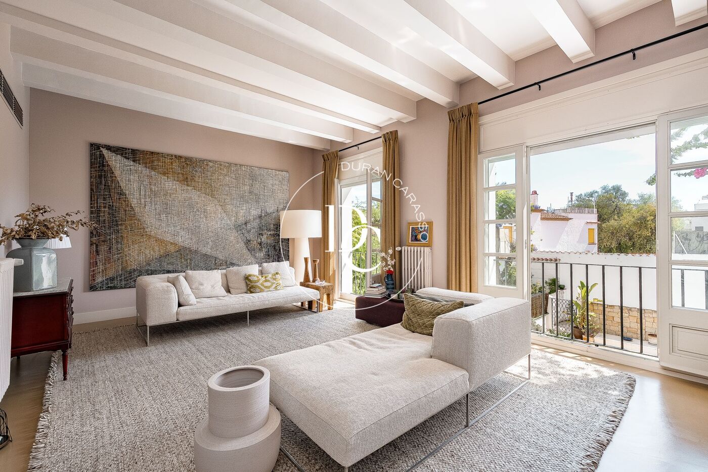 Preciosa casa reformada cerca del centro con licencia turistica