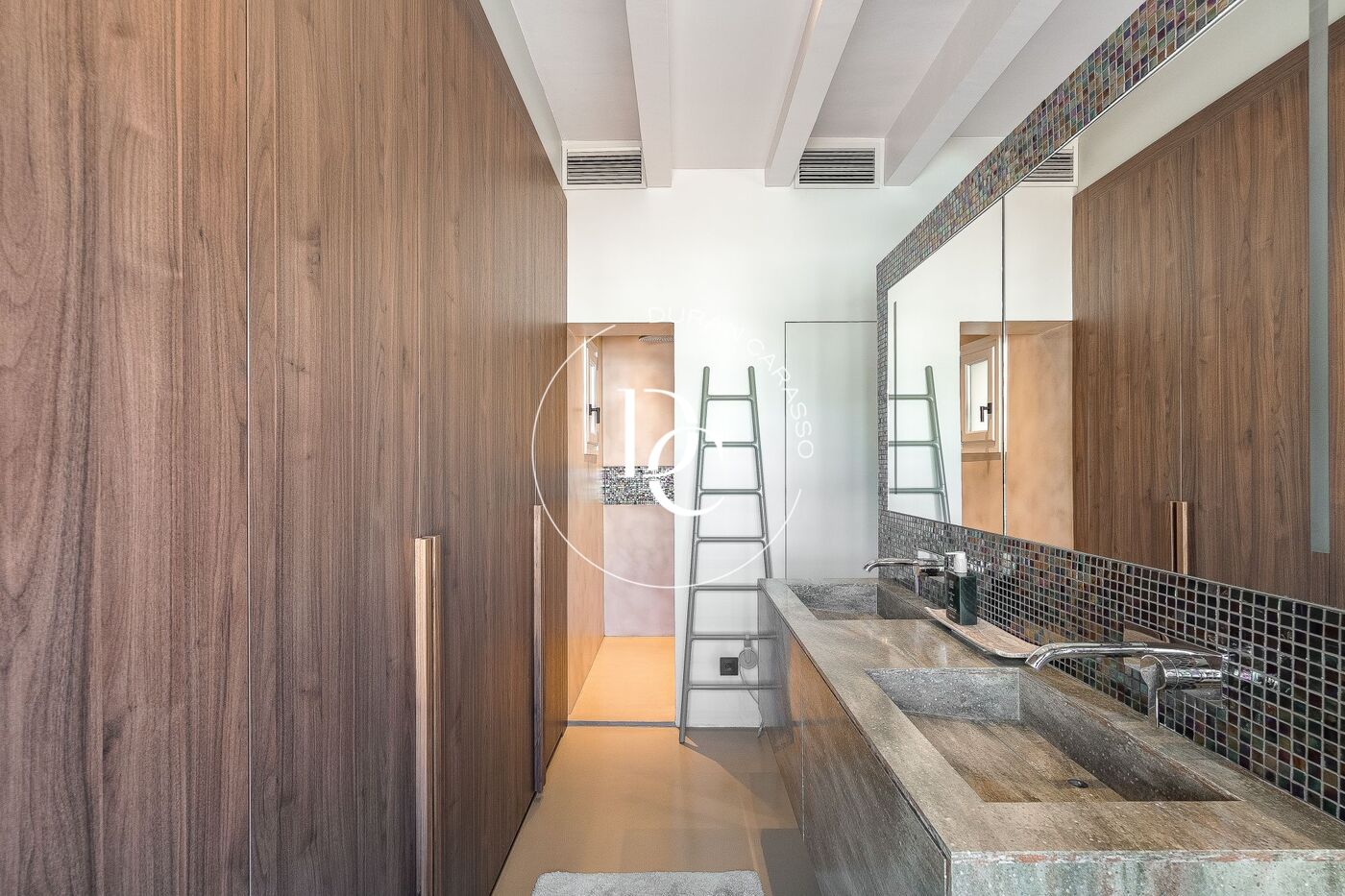 Preciosa casa reformada cerca del centro con licencia turistica