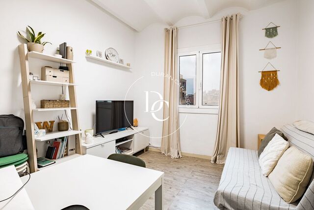 Lote de 2 pisos en venta en Gràcia Nova