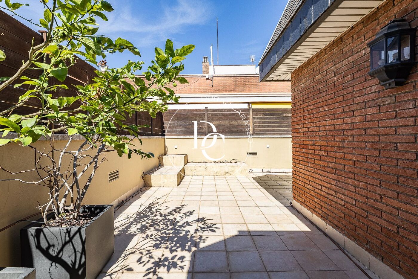 Exclusivo ático con terraza privada en Tres Torres