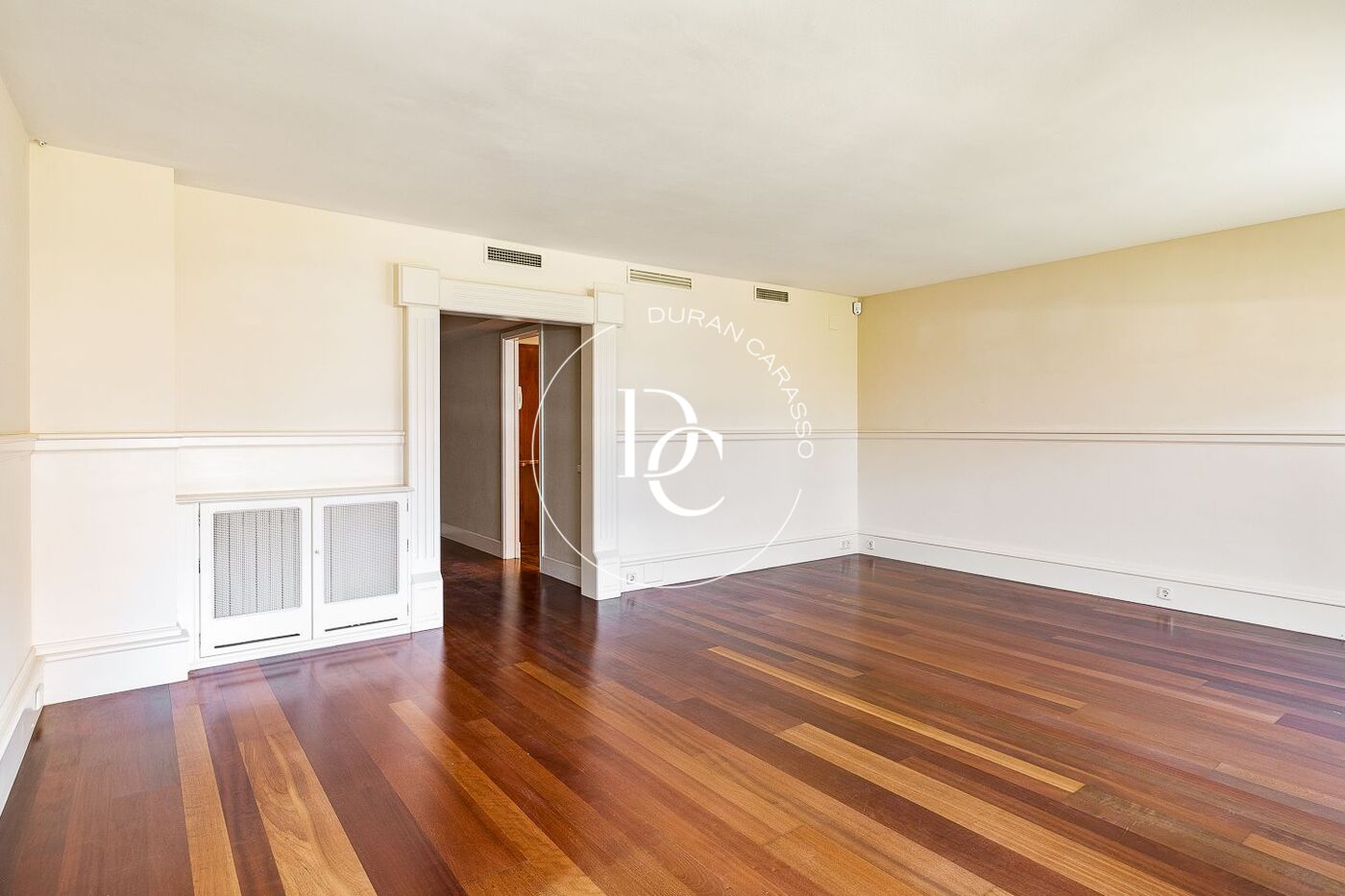 Exclusivo ático con terraza privada en Tres Torres