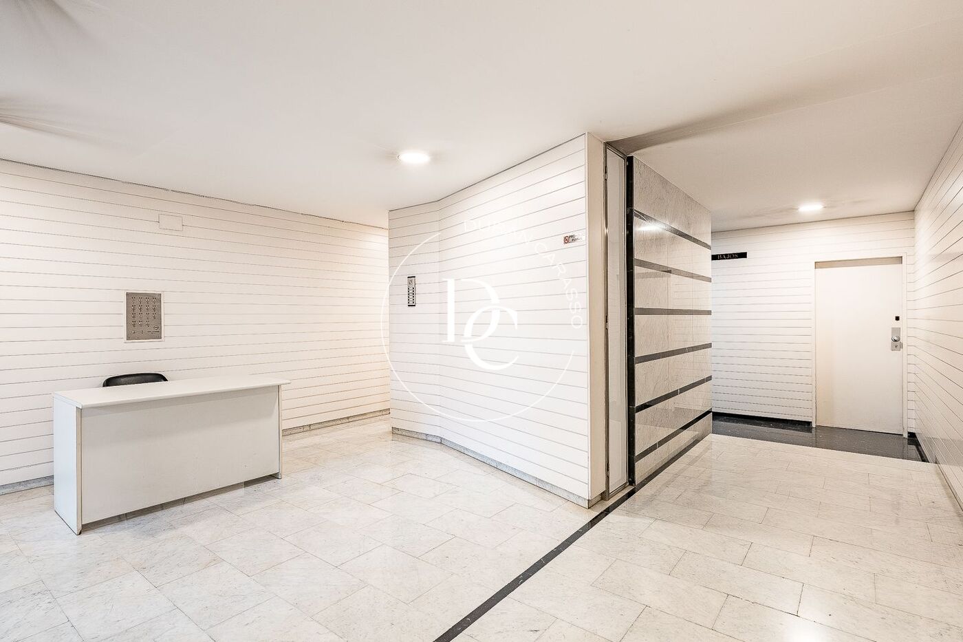 Exclusivo ático con terraza privada en Tres Torres