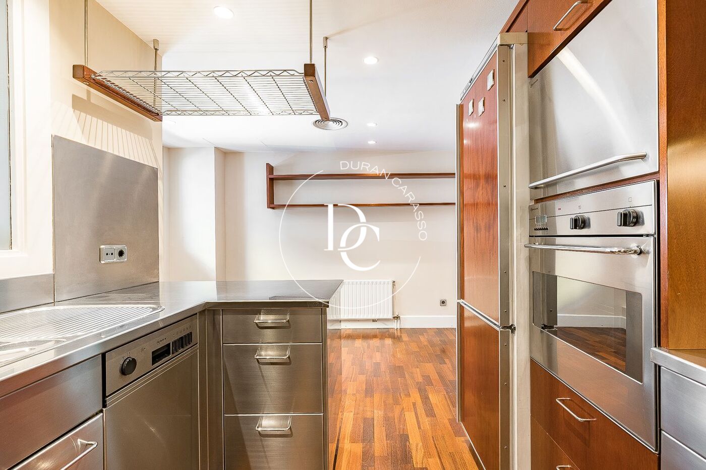 Exclusivo ático con terraza privada en Tres Torres