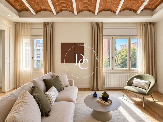 Piso en venta en Passeig de Sant Joan 