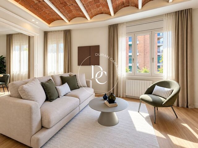 135 sqm luxury flat with views for sale in La Dreta de l'Eixample, Barcelona