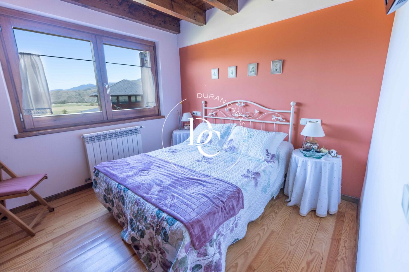 Preciosa casa amb jardí privat en venda a Prats i Sansor
