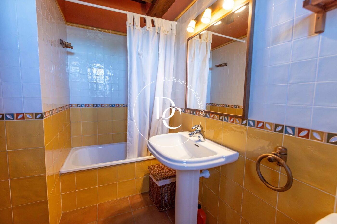 Preciosa casa amb jardí privat en venda a Prats i Sansor