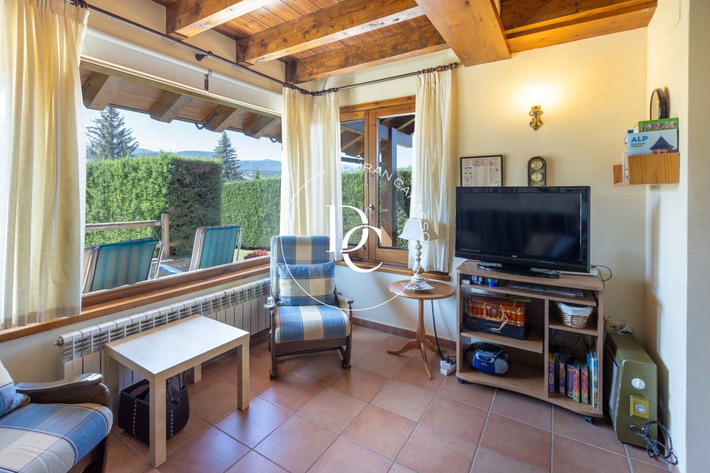 Preciosa casa amb jardí privat en venda a Prats i Sansor