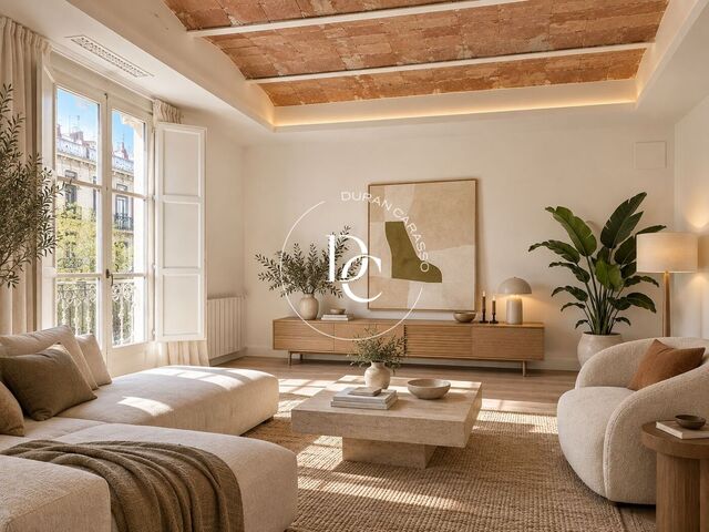 150 sqm luxury house with views for sale in L'Antiga Esquerra de l'Eixample, Barcelona