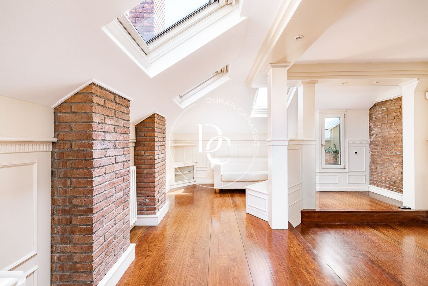 Exclusivo ático con terraza privada en Tres Torres
