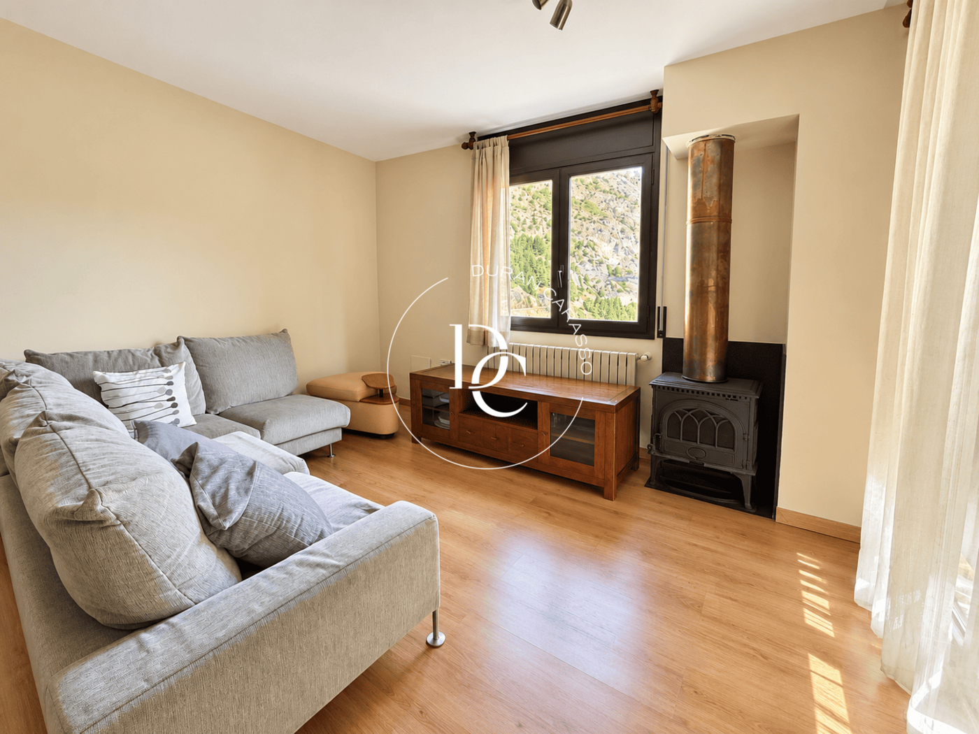 Bright apartment with balcony and views on the Prats road, Canillo