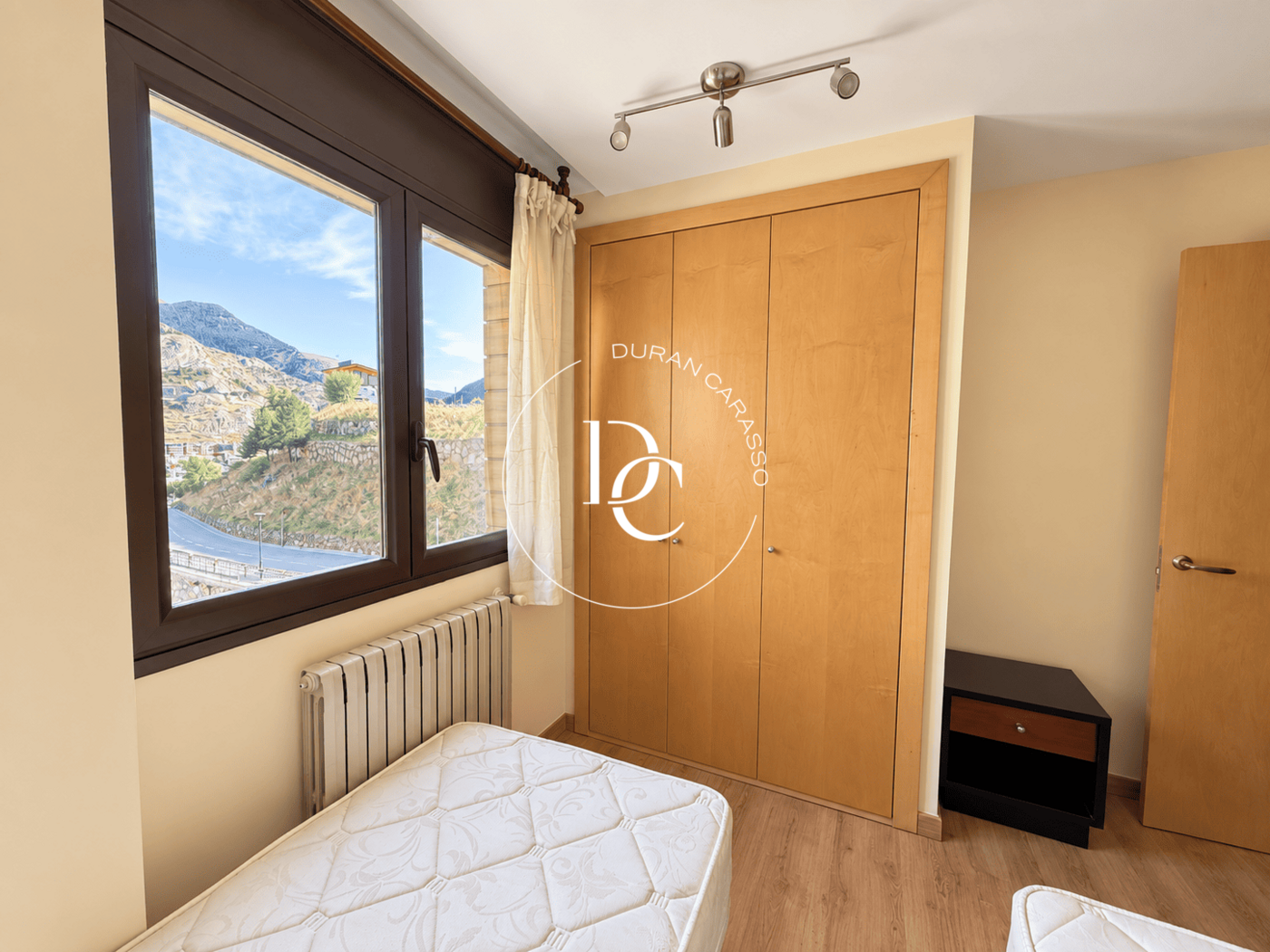 Bright apartment with balcony and views on the Prats road, Canillo