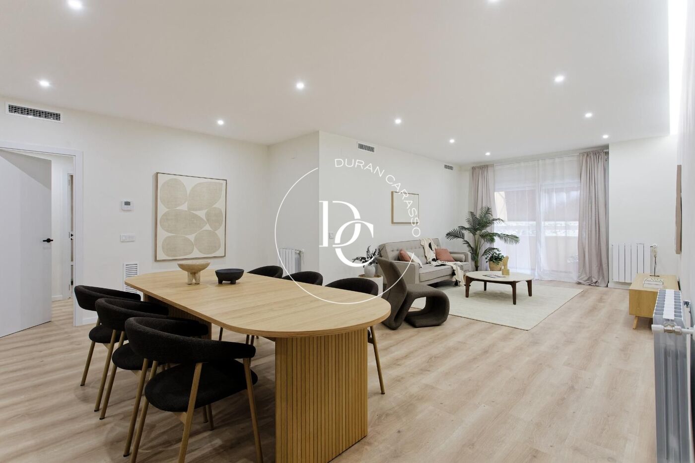 Piso en venta en calle Bruc