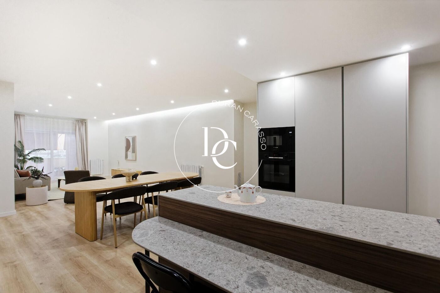 Piso en venta en calle Bruc