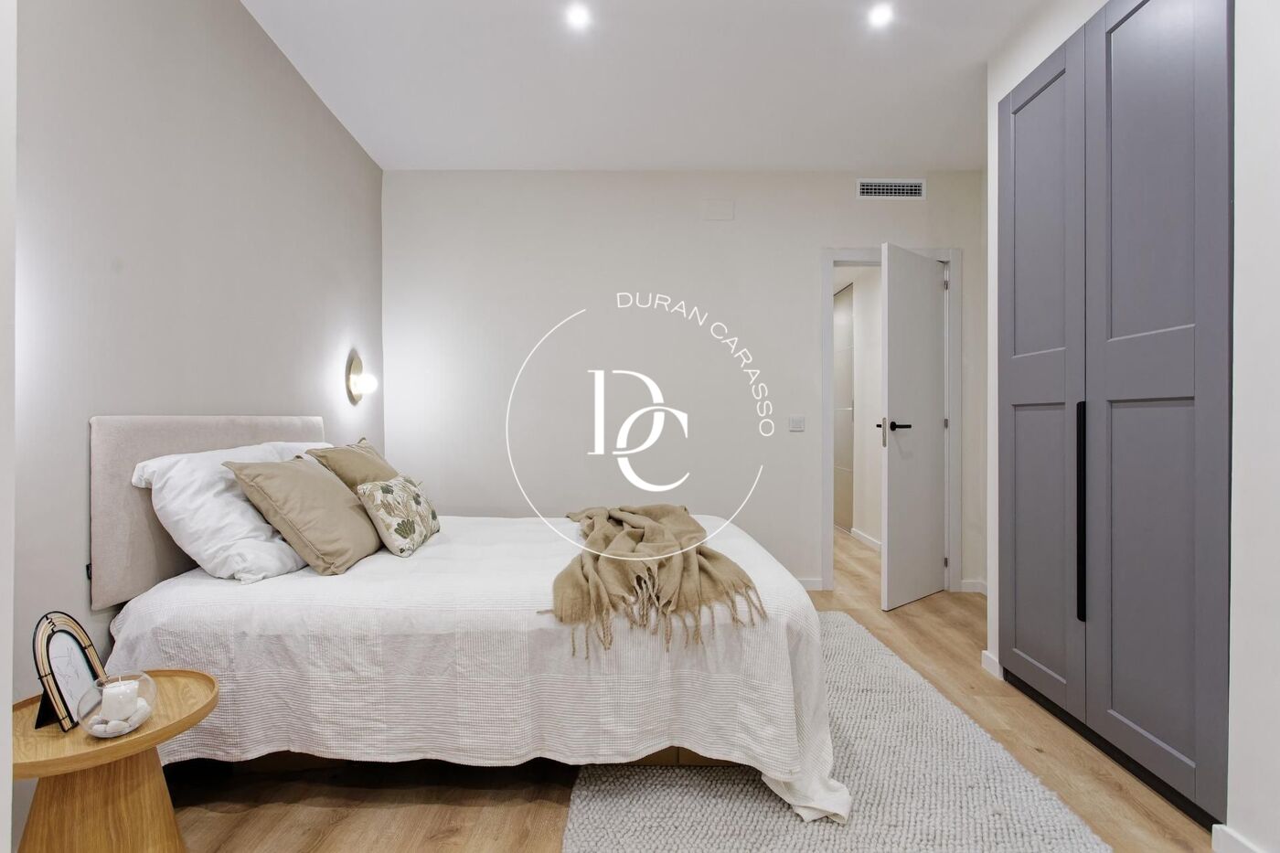 Piso en venta en calle Bruc