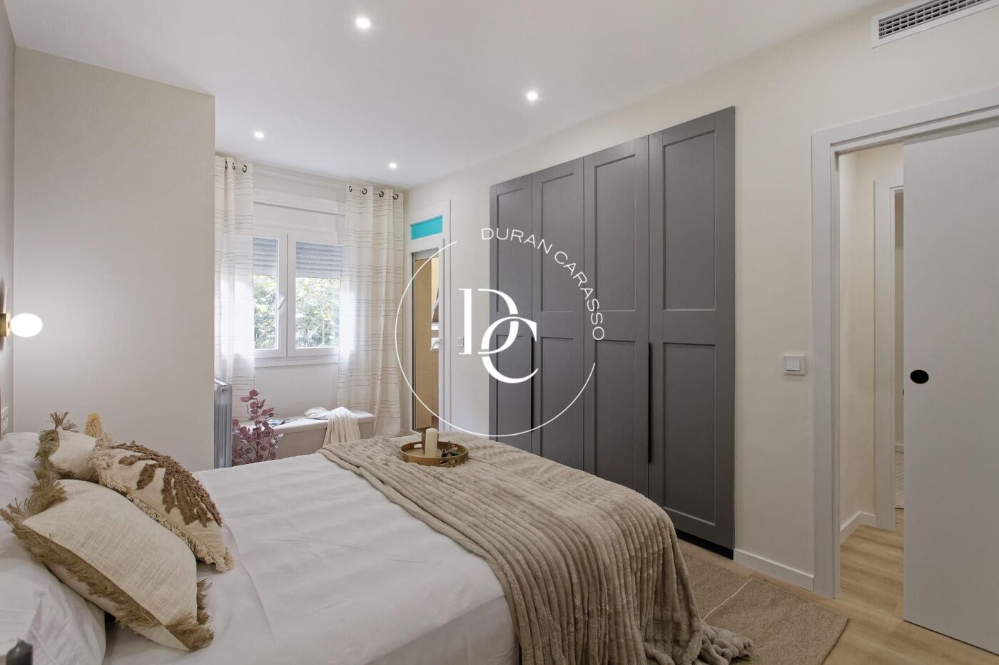 Piso en venta en calle Bruc