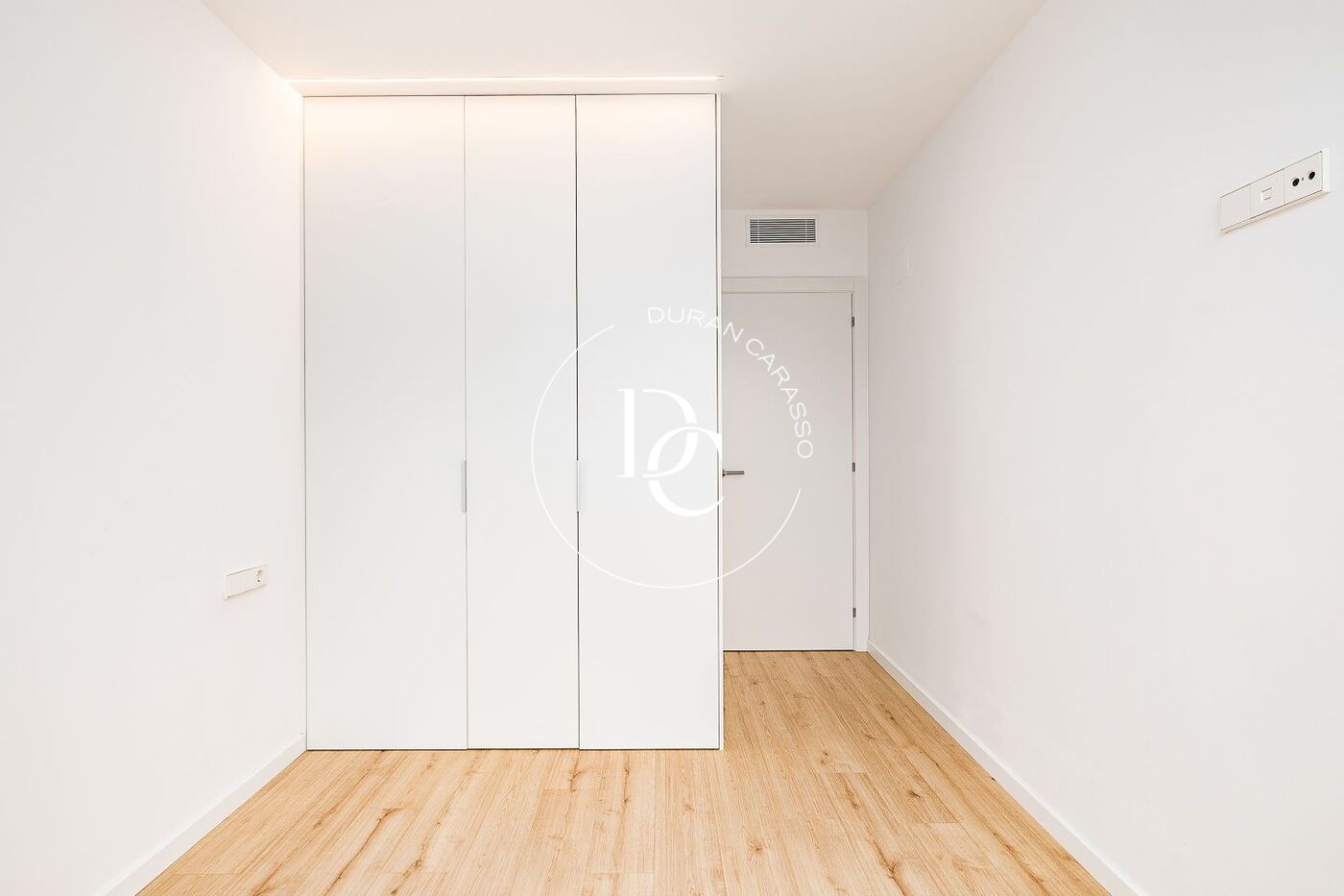 Fantástico piso en venta con espectaculares vistas de la Sagrada Familia