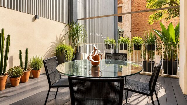 Piso en venta con terraza en Sant Antoni