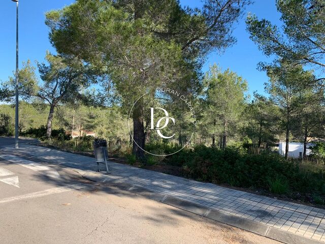 4 parcelas en venta en Pineda Park