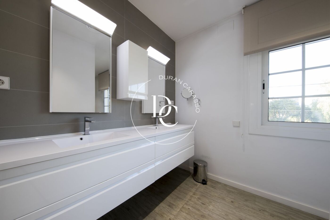 Casa amb piscina privada en lloguer de llarga durada a El Vinyet, Sitges