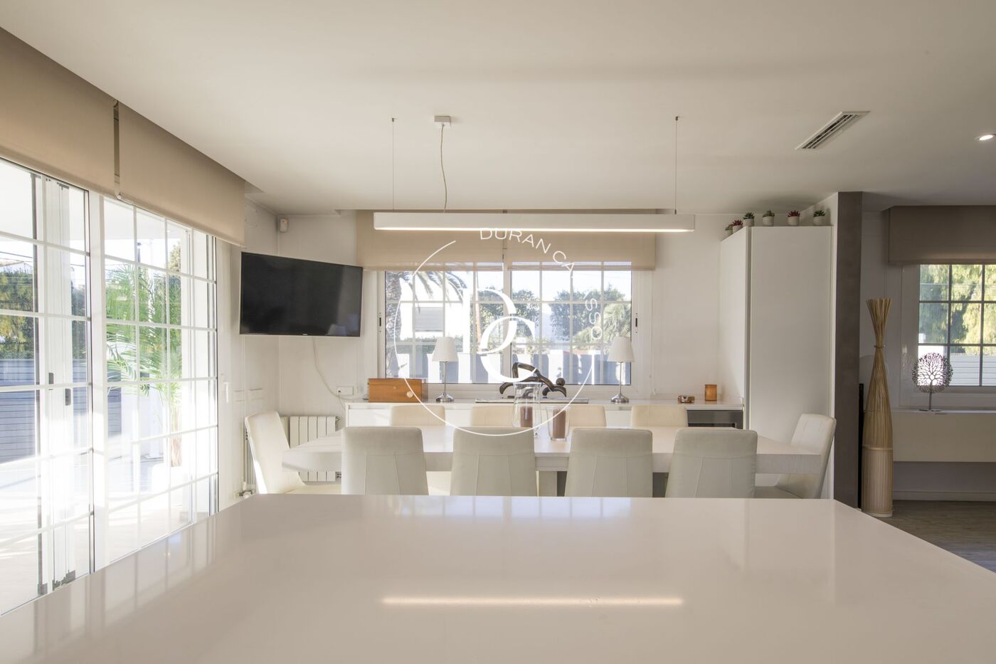 Casa amb piscina privada en lloguer de llarga durada a El Vinyet, Sitges