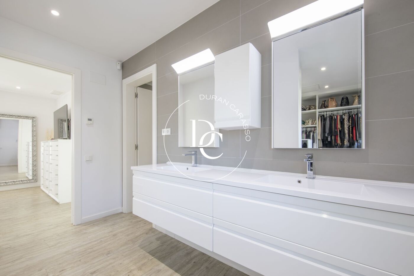 Casa amb piscina privada en lloguer de llarga durada a El Vinyet, Sitges