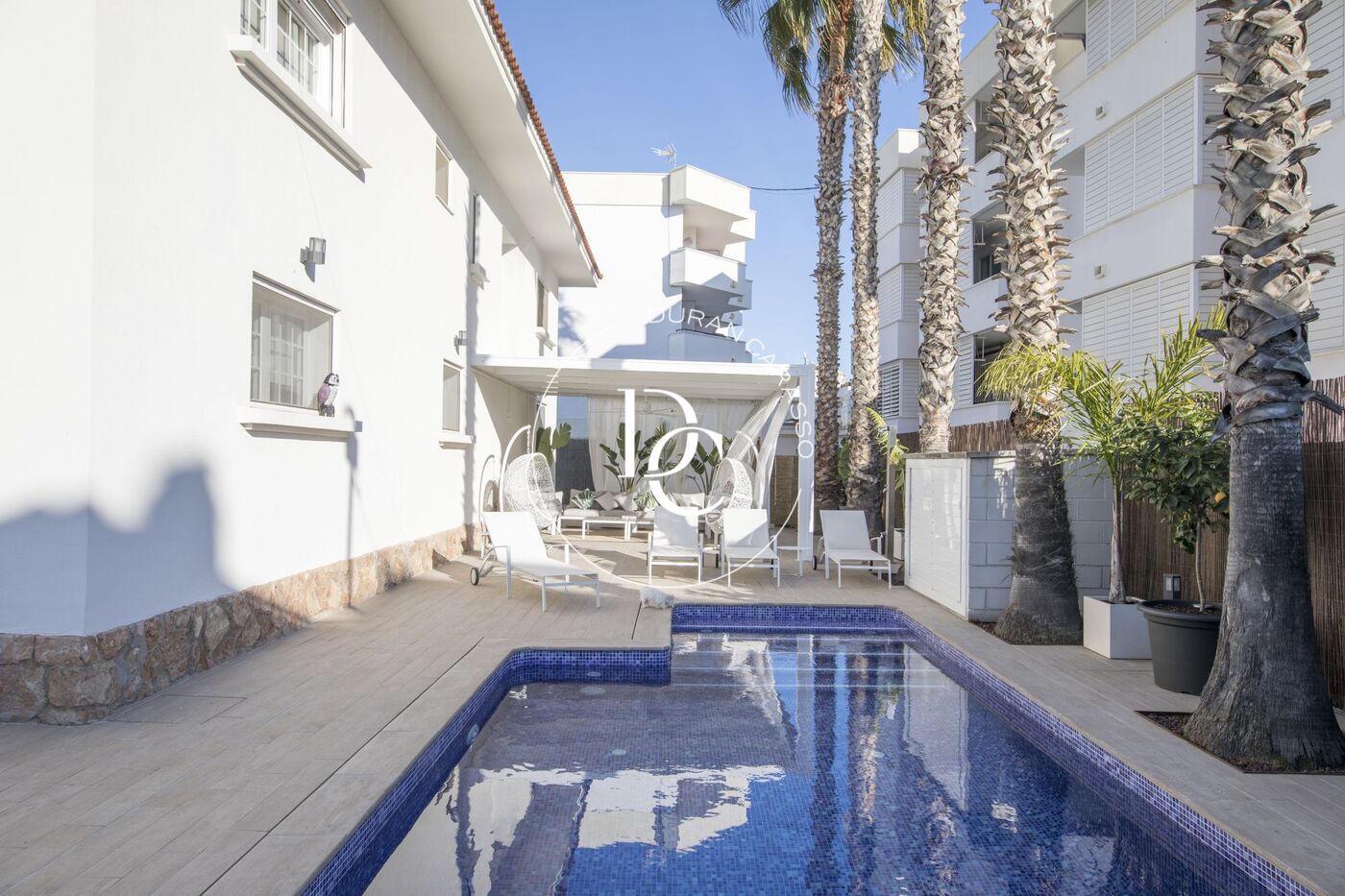 Casa amb piscina privada en lloguer de llarga durada a El Vinyet, Sitges