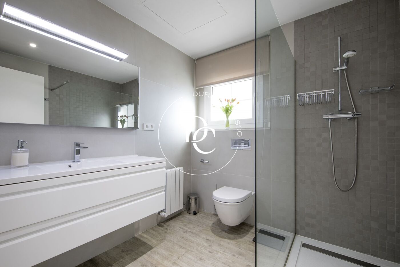 Casa amb piscina privada en lloguer de llarga durada a El Vinyet, Sitges