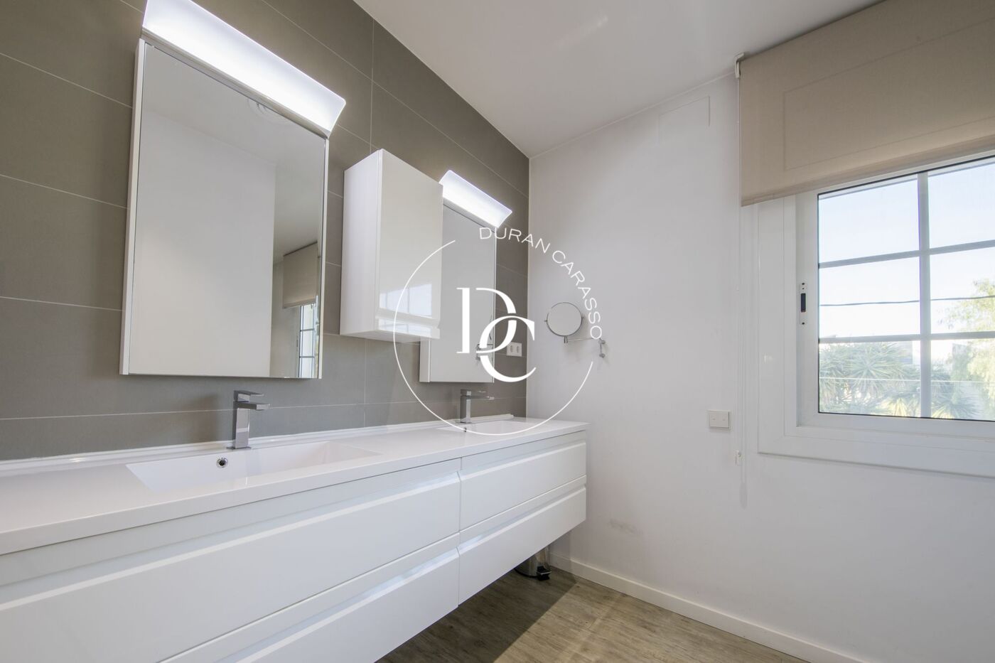 Casa amb piscina privada en lloguer de llarga durada a El Vinyet, Sitges