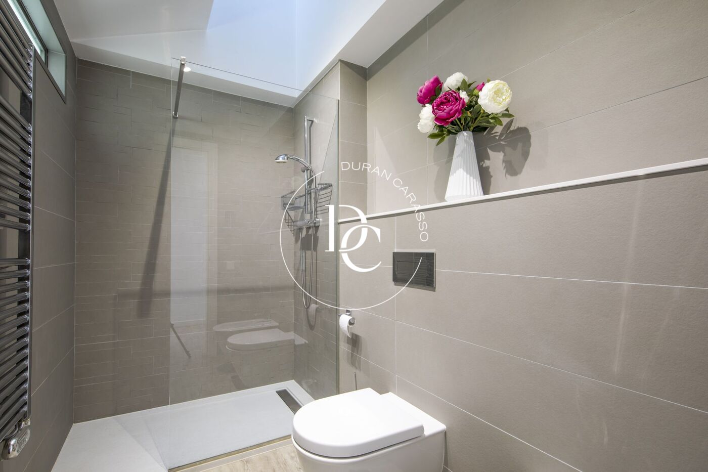 Casa amb piscina privada en lloguer de llarga durada a El Vinyet, Sitges