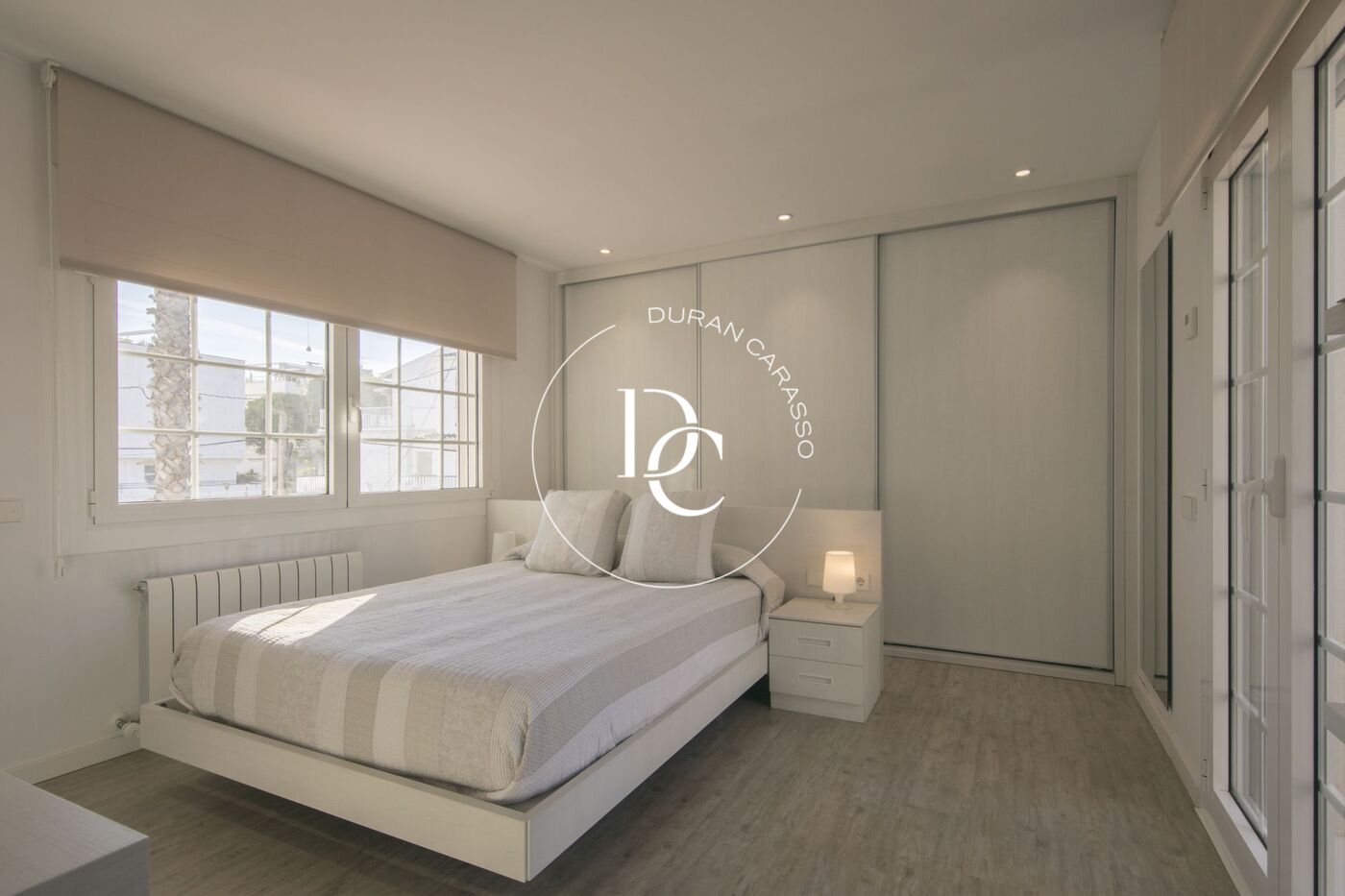 Casa amb piscina privada en lloguer de llarga durada a El Vinyet, Sitges