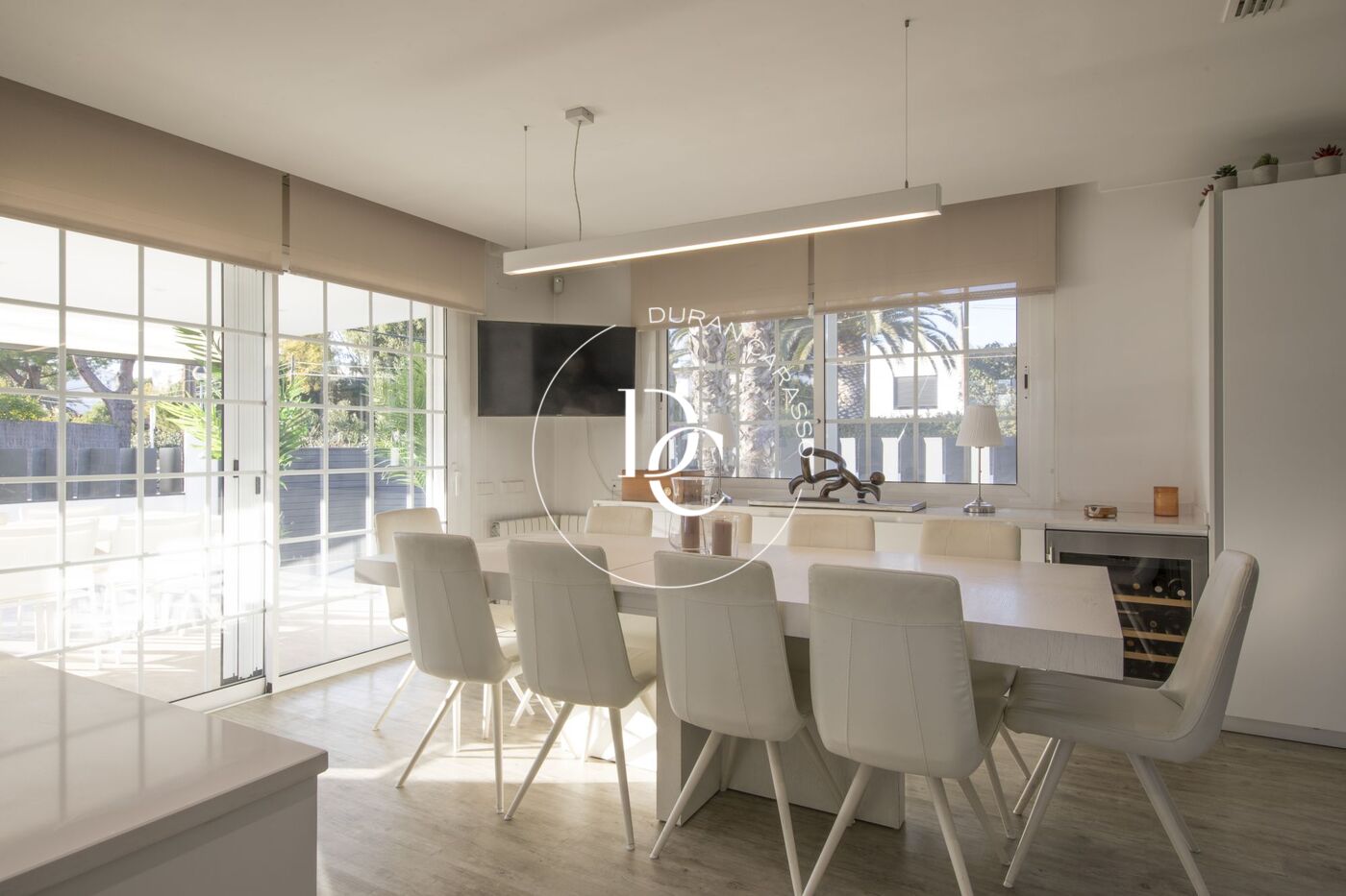 Casa amb piscina privada en lloguer de llarga durada a El Vinyet, Sitges